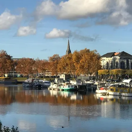 Apartment 1 Quai Ferdinand Favre Nantes